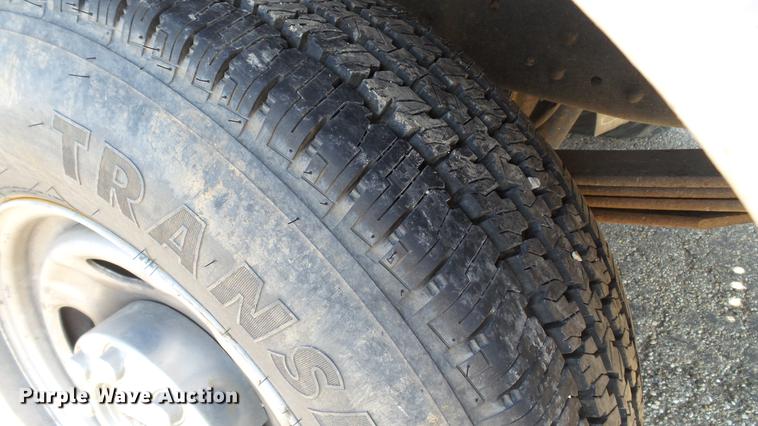 image for item DC5566 2012 Ford F250 Super Duty utility bed pickup truck