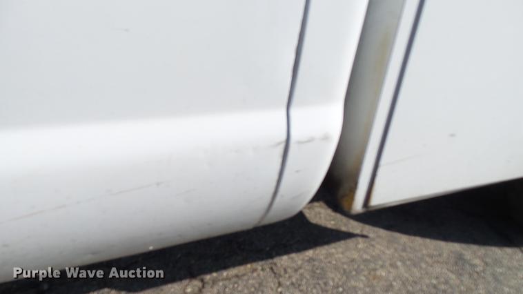 image for item DC5566 2012 Ford F250 Super Duty utility bed pickup truck