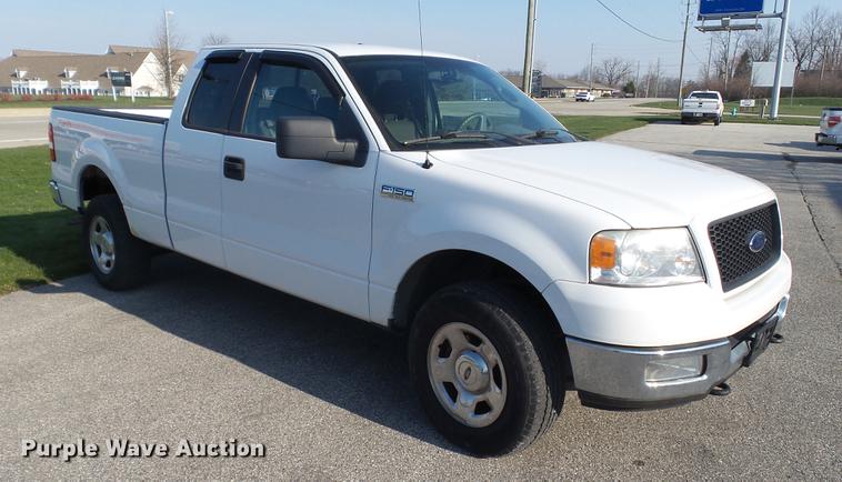 image for item DC5568 2005 Ford F150 XLT SuperCab pickup truck