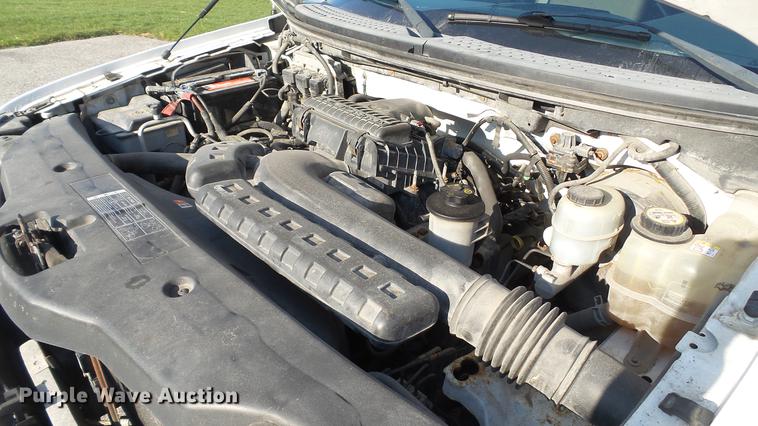 image for item DC5568 2005 Ford F150 XLT SuperCab pickup truck