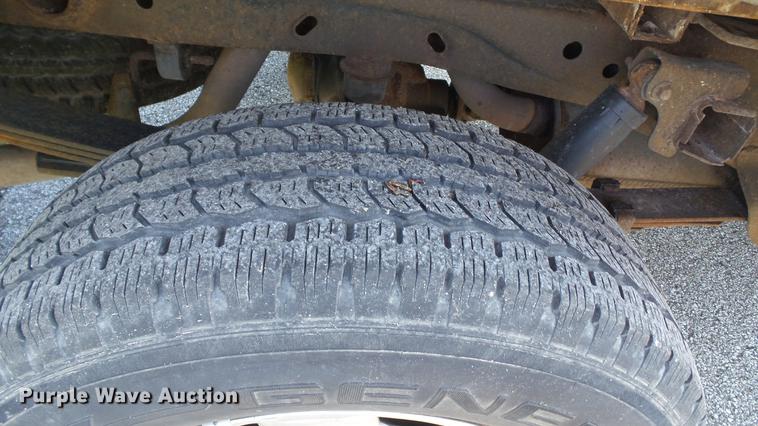 image for item DC5568 2005 Ford F150 XLT SuperCab pickup truck