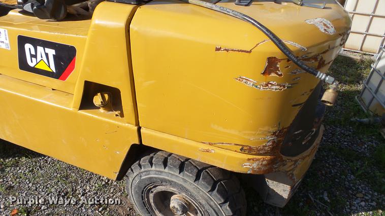 image for item DC5570 Caterpillar GP45K-LP forklift