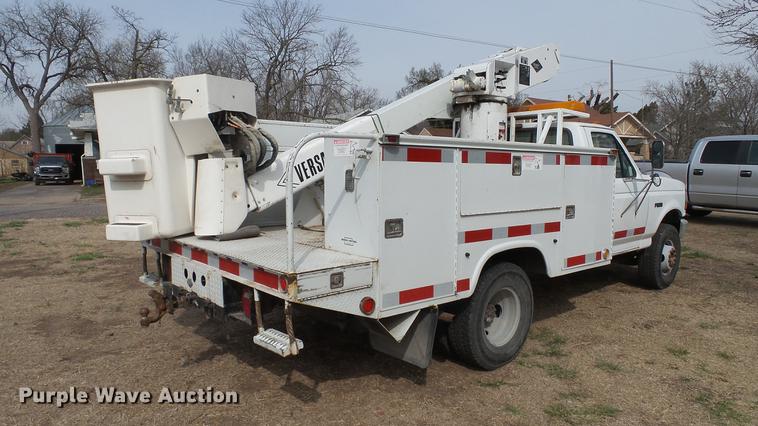 image for item DC5573 1995 Ford F450 bucket truck