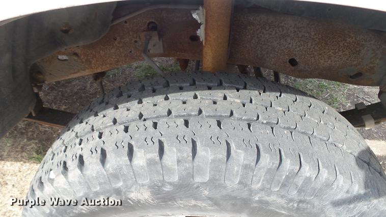 image for item DC5573 1995 Ford F450 bucket truck