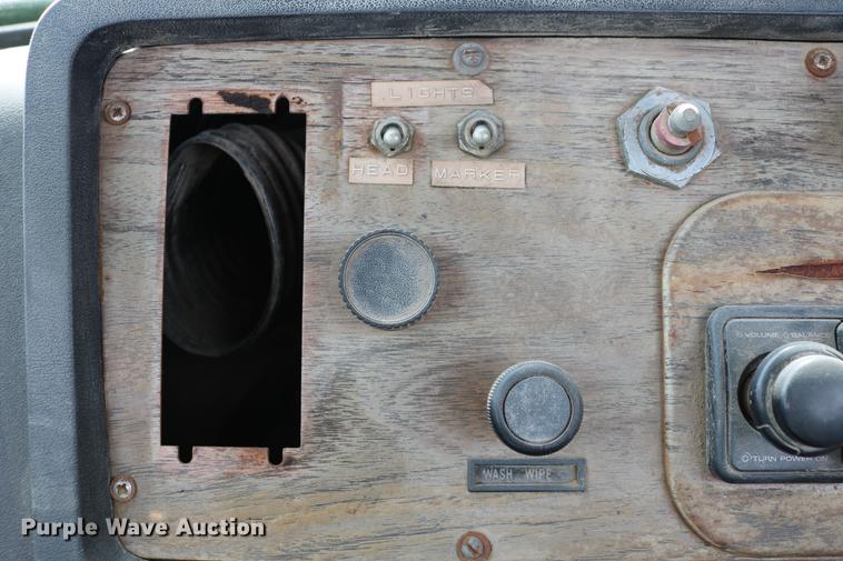 image for item DC7630 1984 White Volvo WCS 42T service truck with crane