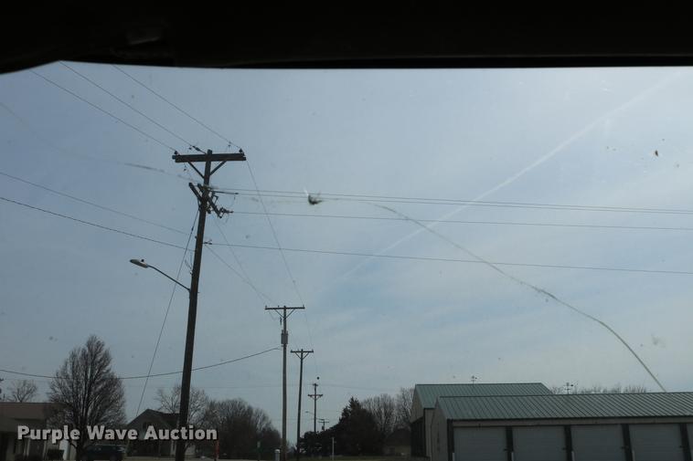 image for item DC7630 1984 White Volvo WCS 42T service truck with crane