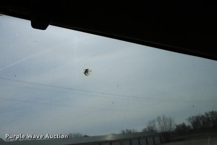 image for item DC7630 1984 White Volvo WCS 42T service truck with crane