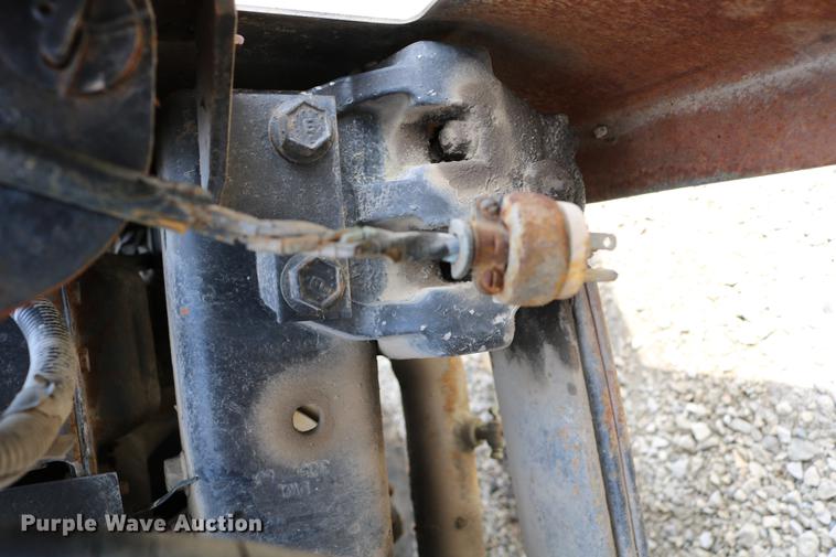 image for item DC7630 1984 White Volvo WCS 42T service truck with crane