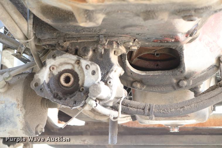 image for item DC7630 1984 White Volvo WCS 42T service truck with crane