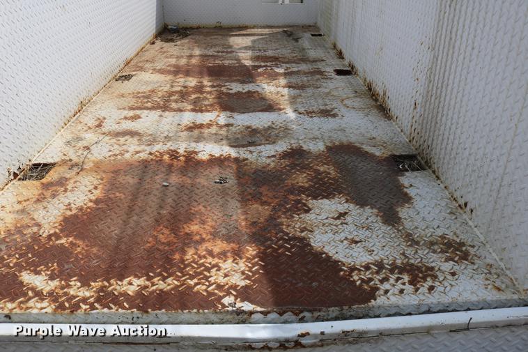 image for item DC7630 1984 White Volvo WCS 42T service truck with crane