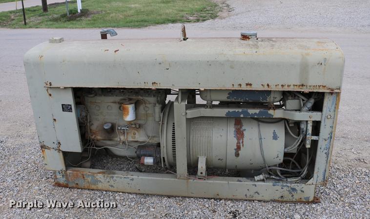 image for item DC7631 Lincoln F245 Sam 400 arc welder