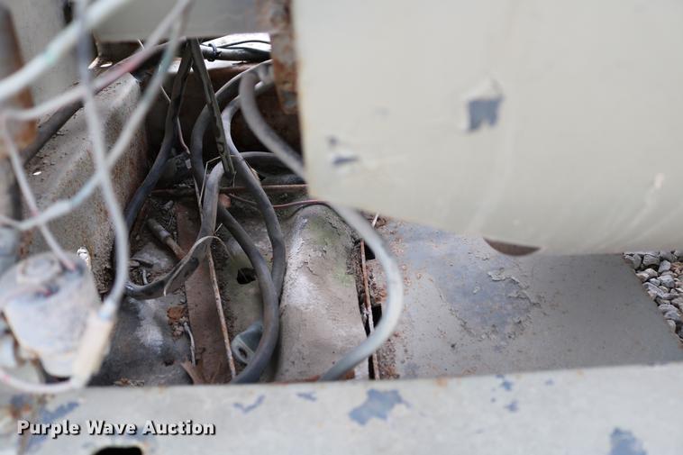 image for item DC7631 Lincoln F245 Sam 400 arc welder