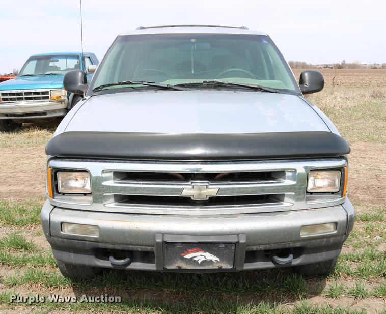 image for item DC7648 1996 Chevrolet Blazer LS SUV