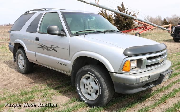 image for item DC7648 1996 Chevrolet Blazer LS SUV