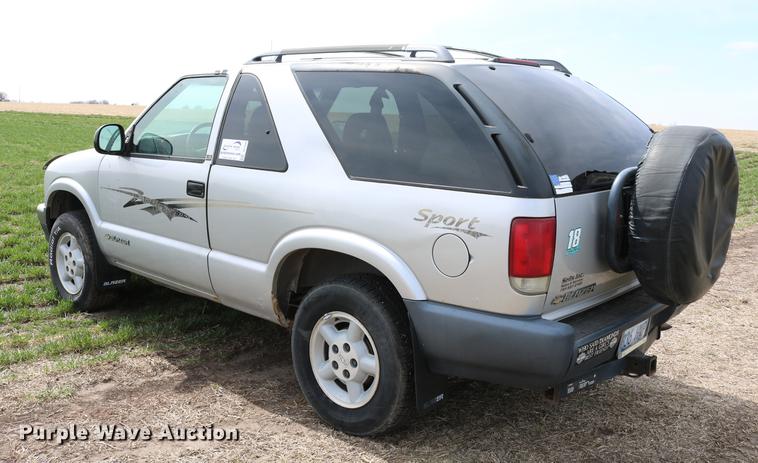 image for item DC7648 1996 Chevrolet Blazer LS SUV