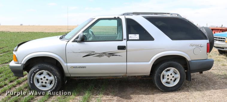 image for item DC7648 1996 Chevrolet Blazer LS SUV