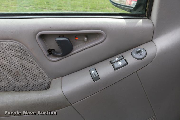 image for item DC7648 1996 Chevrolet Blazer LS SUV