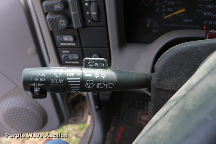 image for item DC7648 1996 Chevrolet Blazer LS SUV