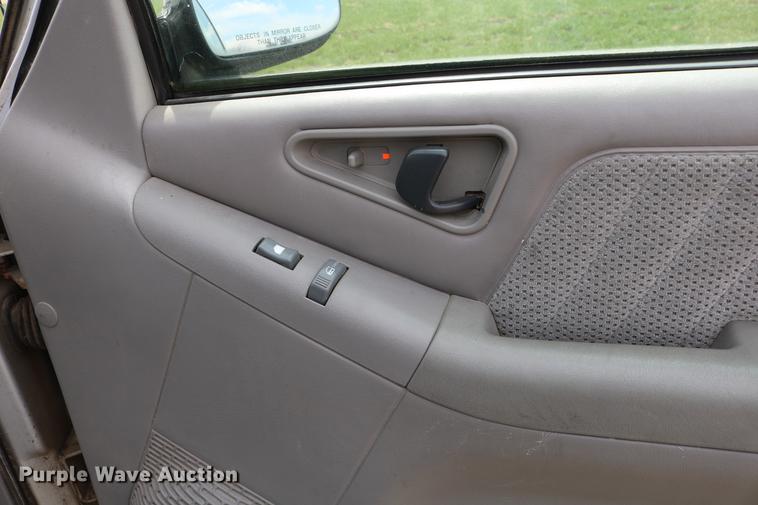 image for item DC7648 1996 Chevrolet Blazer LS SUV