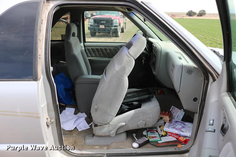 image for item DC7648 1996 Chevrolet Blazer LS SUV