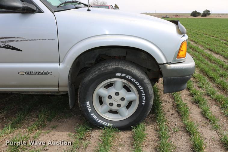 image for item DC7648 1996 Chevrolet Blazer LS SUV