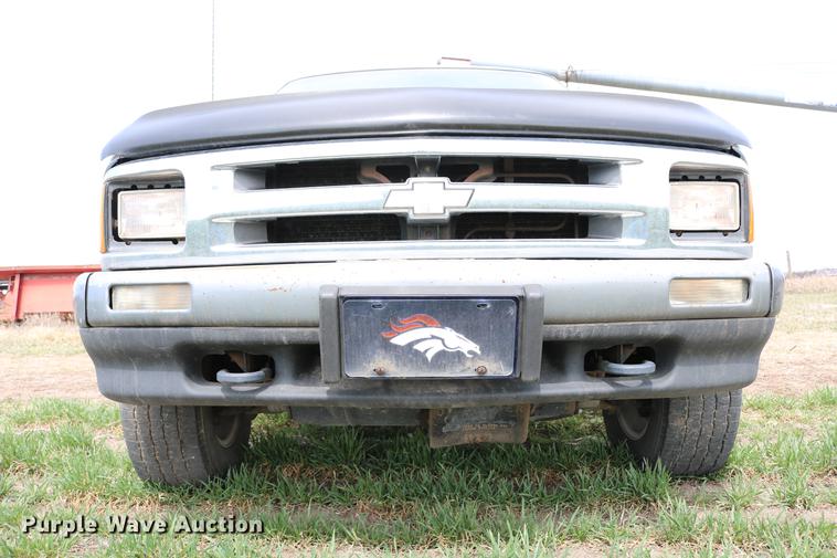 image for item DC7648 1996 Chevrolet Blazer LS SUV