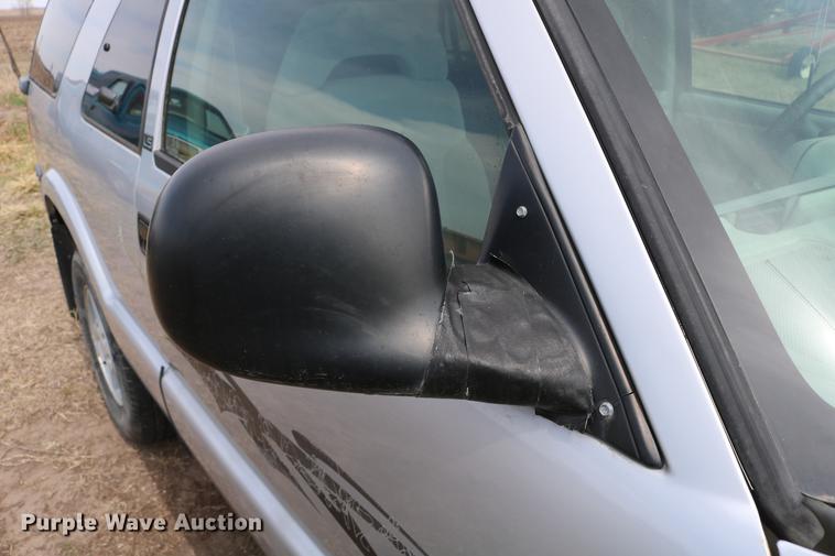 image for item DC7648 1996 Chevrolet Blazer LS SUV