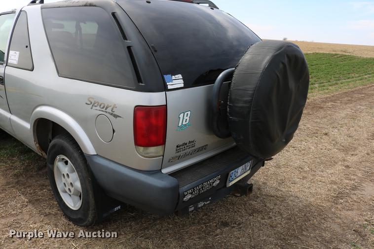 image for item DC7648 1996 Chevrolet Blazer LS SUV