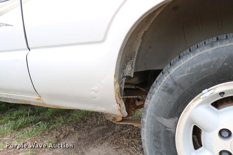 image for item DC7648 1996 Chevrolet Blazer LS SUV