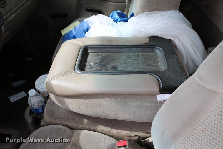 image for item DC7649 2002 Chevrolet Silverado 1500 pickup truck