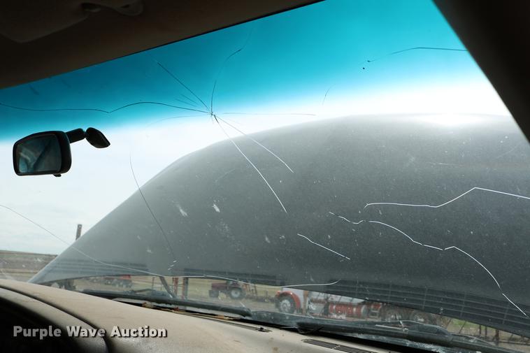 image for item DC7649 2002 Chevrolet Silverado 1500 pickup truck