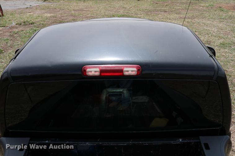 image for item DC7649 2002 Chevrolet Silverado 1500 pickup truck