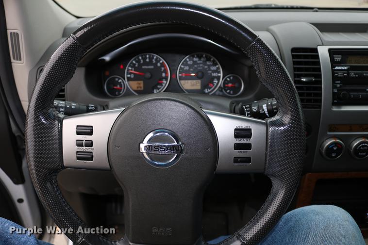 image for item DC7652 2006 Nissan Pathfinder LE SUV