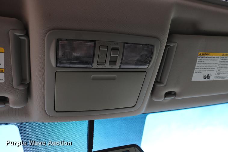 image for item DC7652 2006 Nissan Pathfinder LE SUV