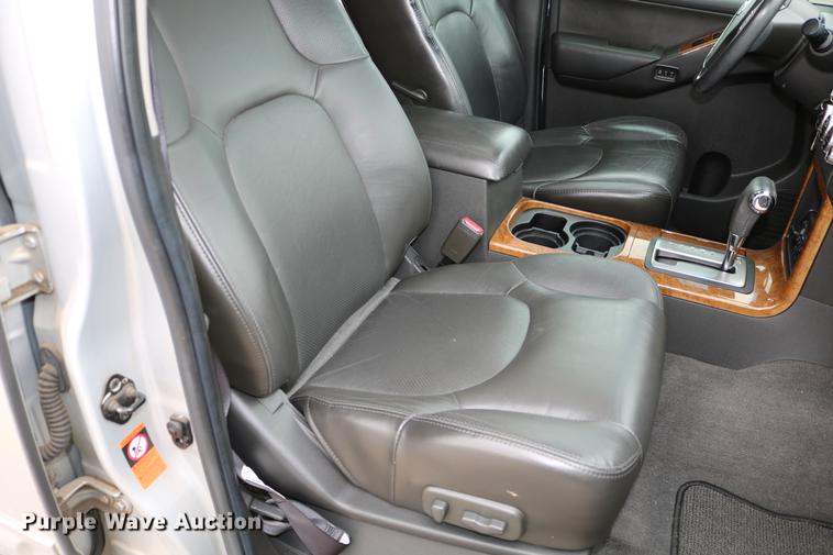 image for item DC7652 2006 Nissan Pathfinder LE SUV