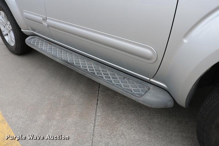 image for item DC7652 2006 Nissan Pathfinder LE SUV