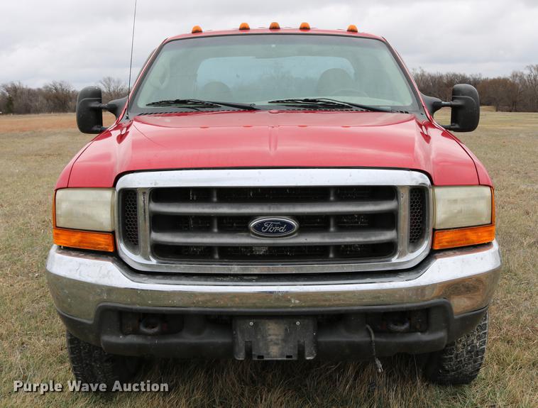 image for item DC7654 1999 Ford F250 Super Duty Crew Cab pickup truck