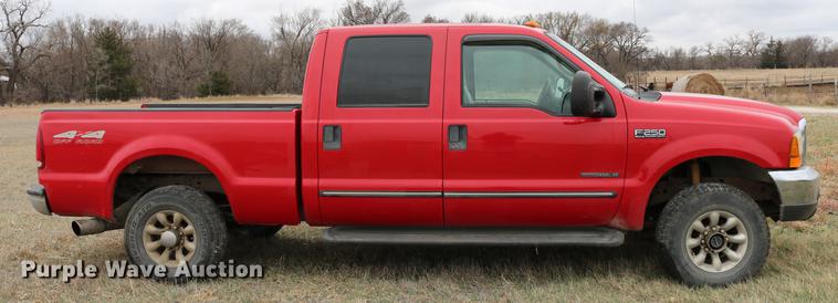 image for item DC7654 1999 Ford F250 Super Duty Crew Cab pickup truck