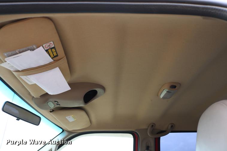 image for item DC7654 1999 Ford F250 Super Duty Crew Cab pickup truck