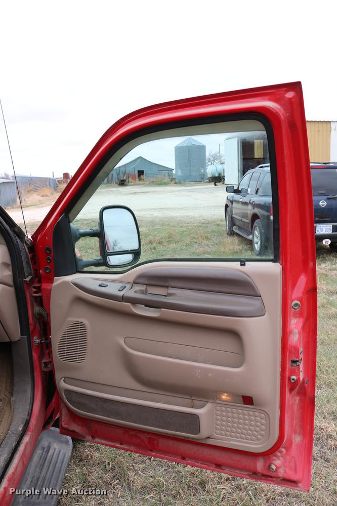 image for item DC7654 1999 Ford F250 Super Duty Crew Cab pickup truck