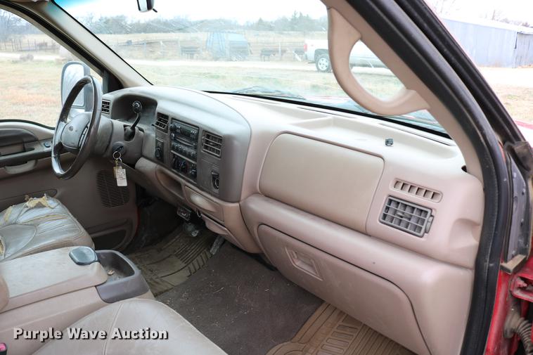 image for item DC7654 1999 Ford F250 Super Duty Crew Cab pickup truck