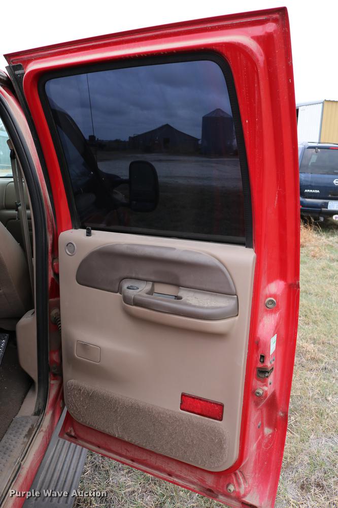 image for item DC7654 1999 Ford F250 Super Duty Crew Cab pickup truck