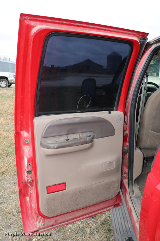 image for item DC7654 1999 Ford F250 Super Duty Crew Cab pickup truck