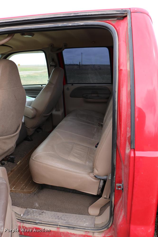 image for item DC7654 1999 Ford F250 Super Duty Crew Cab pickup truck