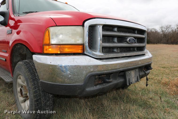 image for item DC7654 1999 Ford F250 Super Duty Crew Cab pickup truck