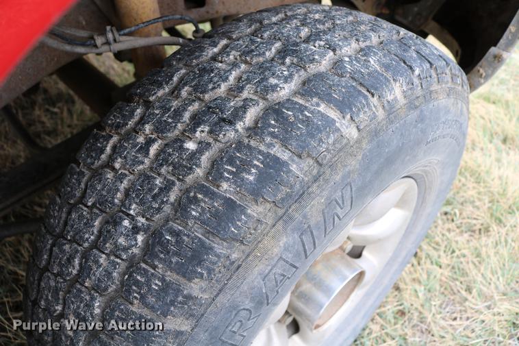 image for item DC7654 1999 Ford F250 Super Duty Crew Cab pickup truck