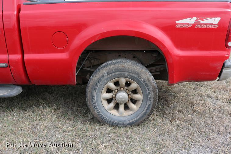 image for item DC7654 1999 Ford F250 Super Duty Crew Cab pickup truck