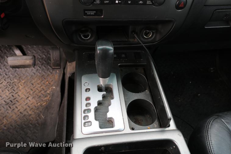 image for item DC7655 2008 Nissan Armada SE SUV