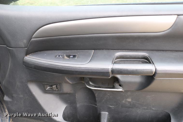 image for item DC7655 2008 Nissan Armada SE SUV