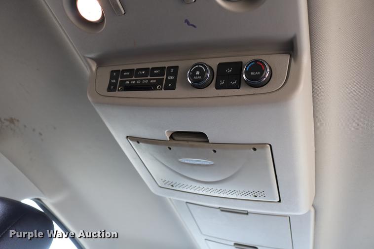 image for item DC7655 2008 Nissan Armada SE SUV